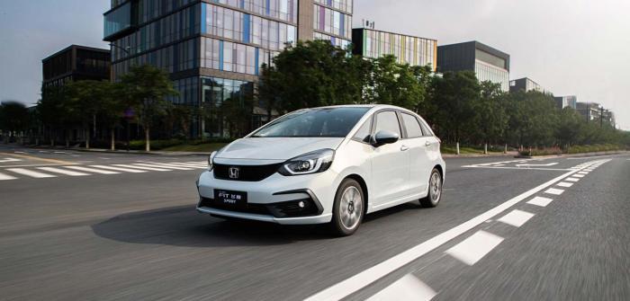 最新版飞度，时尚科技与实用性的完美融合重磅登场！