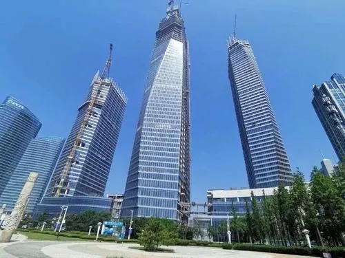 青岛最新规划高楼，城市发展的双刃剑效应挑战与机遇