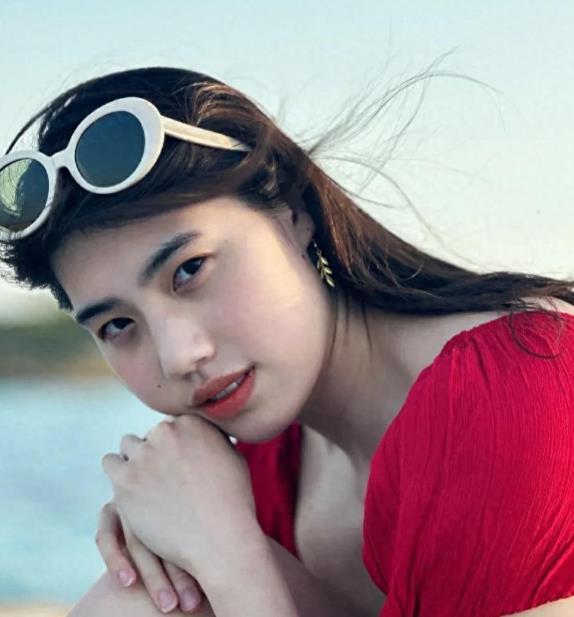 章子怡最新动态，探索自然美景之旅，寻找内心平和之地