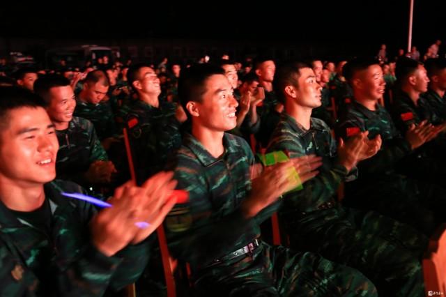 QQ飞车魔法阵最新一期，科技盛宴，极速魔法的未来驾驭之旅