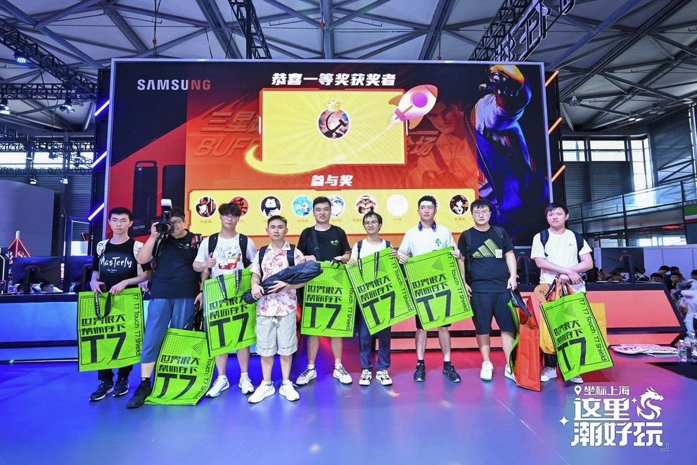 科技重塑娱乐体验，最新牌具店引领未来牌局新风尚